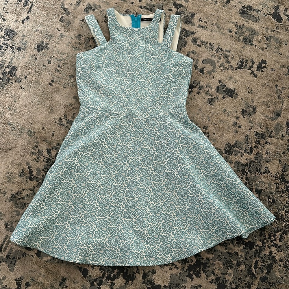 GIRL’S SIZE 8 PENELOPE TREE DRESS